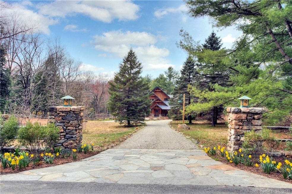 482 Trinity Pass Rd, New Canaan, CT 06840 - photo 1