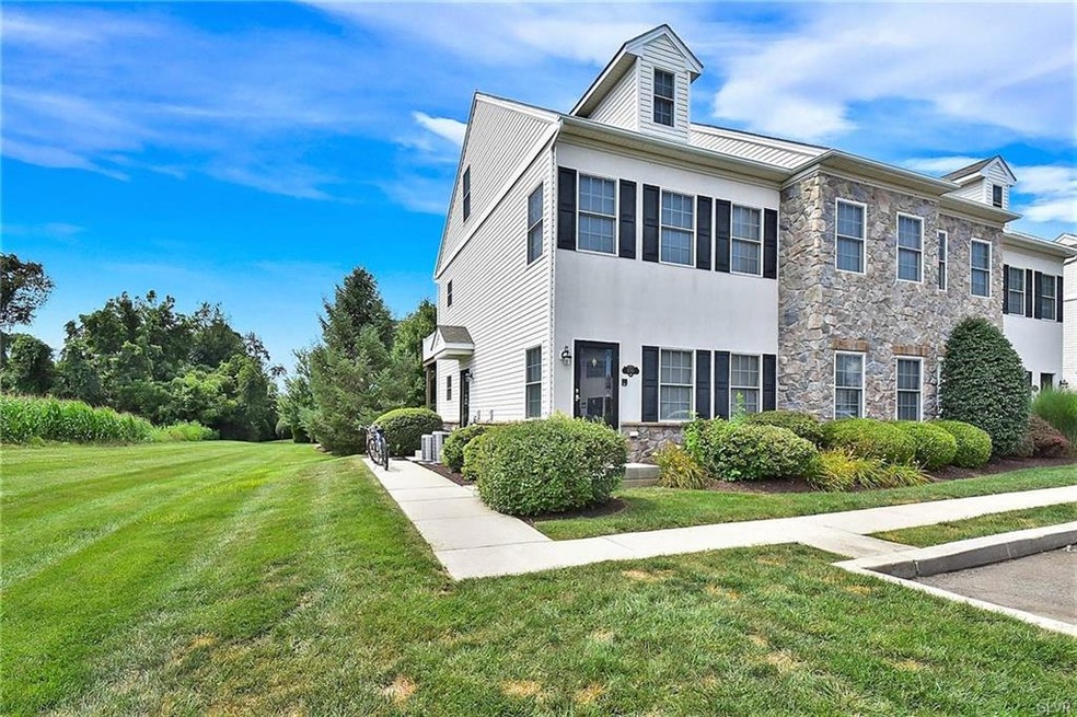 1785 Chateau Place unit C, Easton, PA 18045 - photo 1