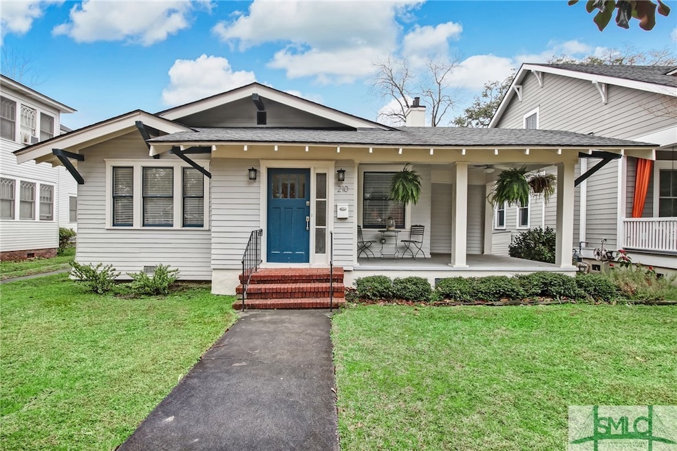 210 E 55th St, Savannah, GA 31405 - photo 1