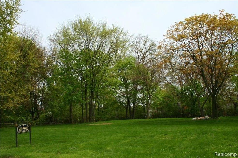 1354 N Glengarry