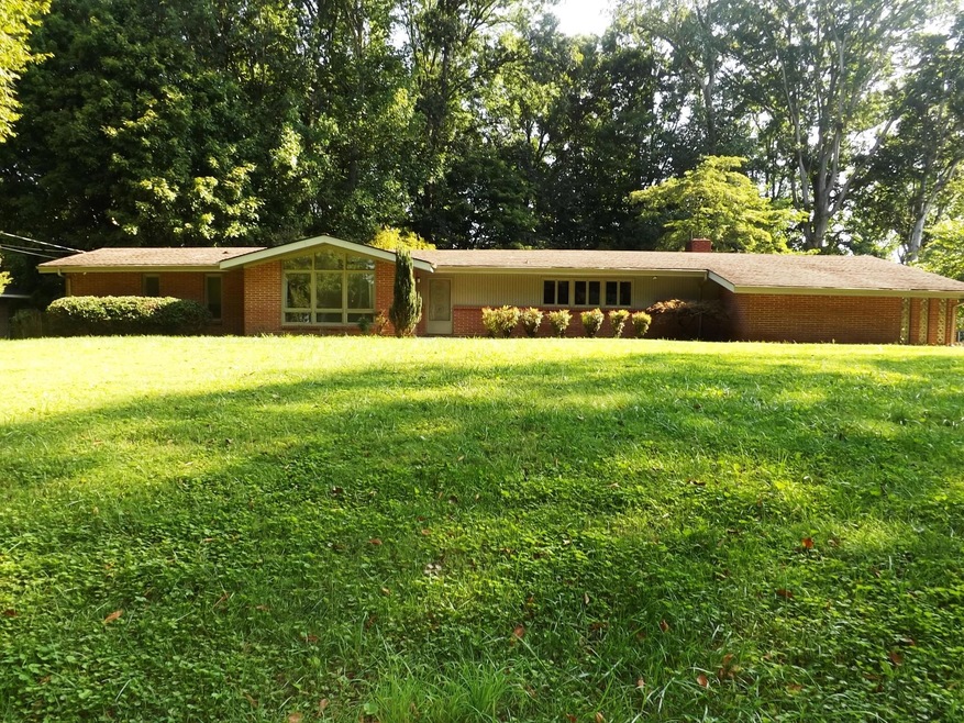 118 Hillwood Cir, Manchester, TN 37355 - photo 1