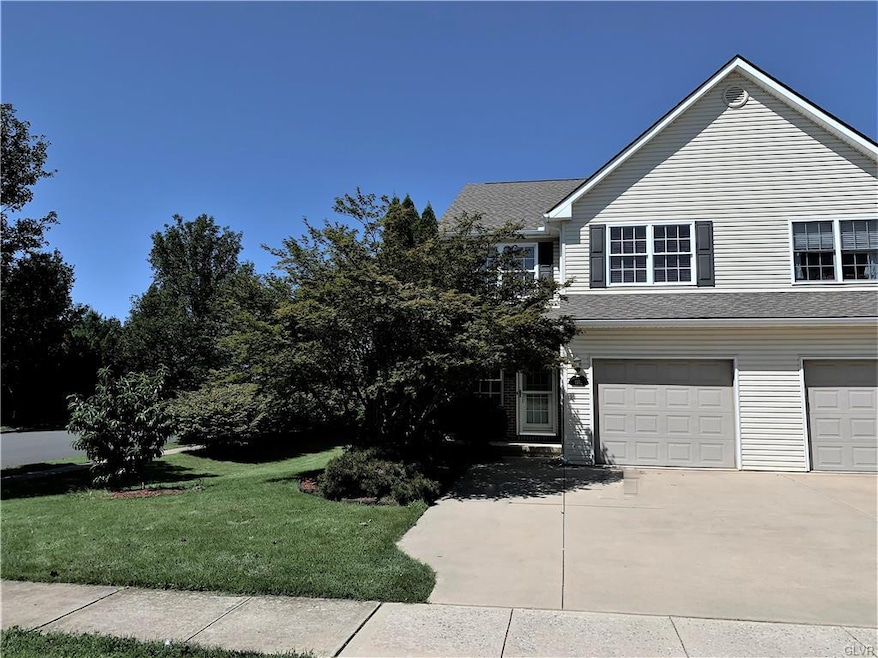 1375 Mohr Cir, Macungie, PA 18062 - photo 1