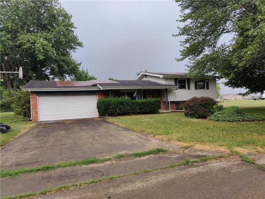 1151 E Meadows Dr, Greensburg, IN 47240 - photo 1