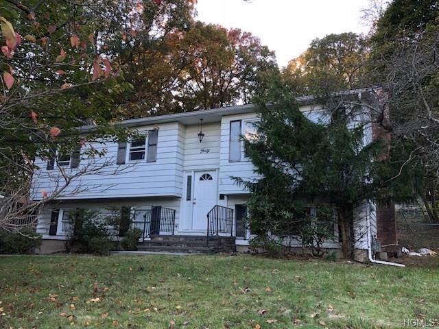 40 S Lilburn Dr, Garnerville, NY 10923 - photo 1