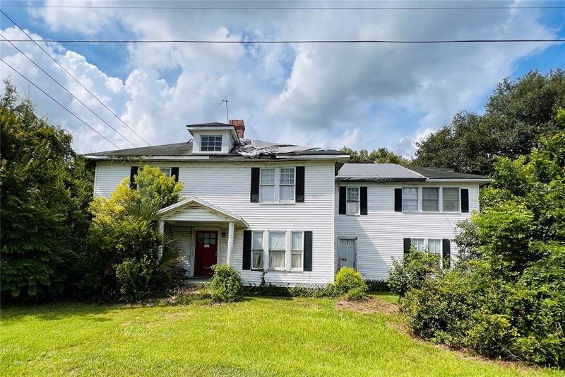 Front Elevation On Lake Charles Road