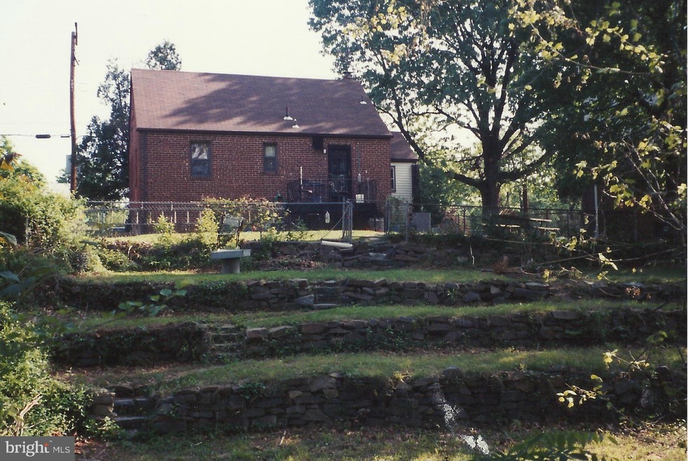 6718 Conway Ave, Takoma Park, MD 20912 - photo 1