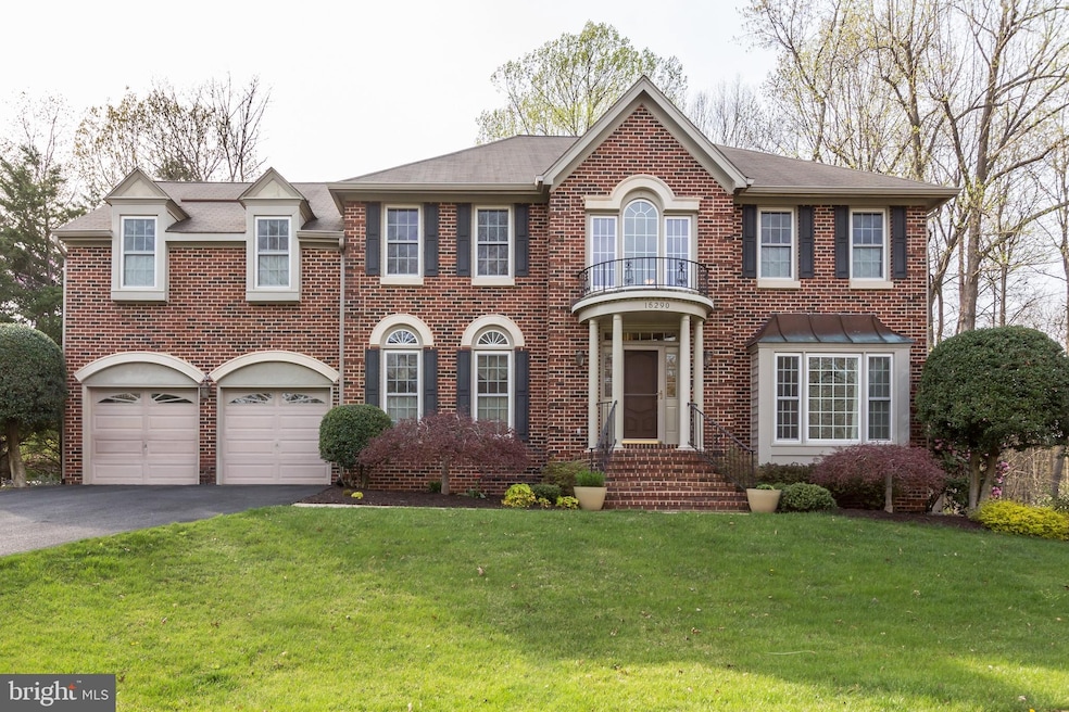 15290 Surrey House Way, Centreville, VA 20120 - photo 1