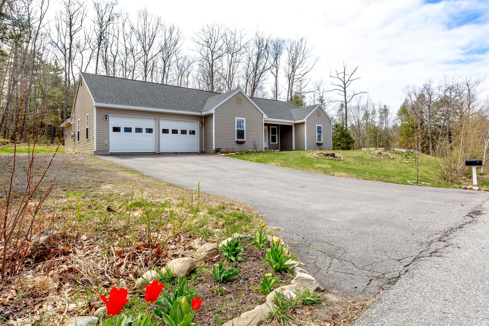 32 Partridge Dr, Gardiner, ME 04345 - photo 1