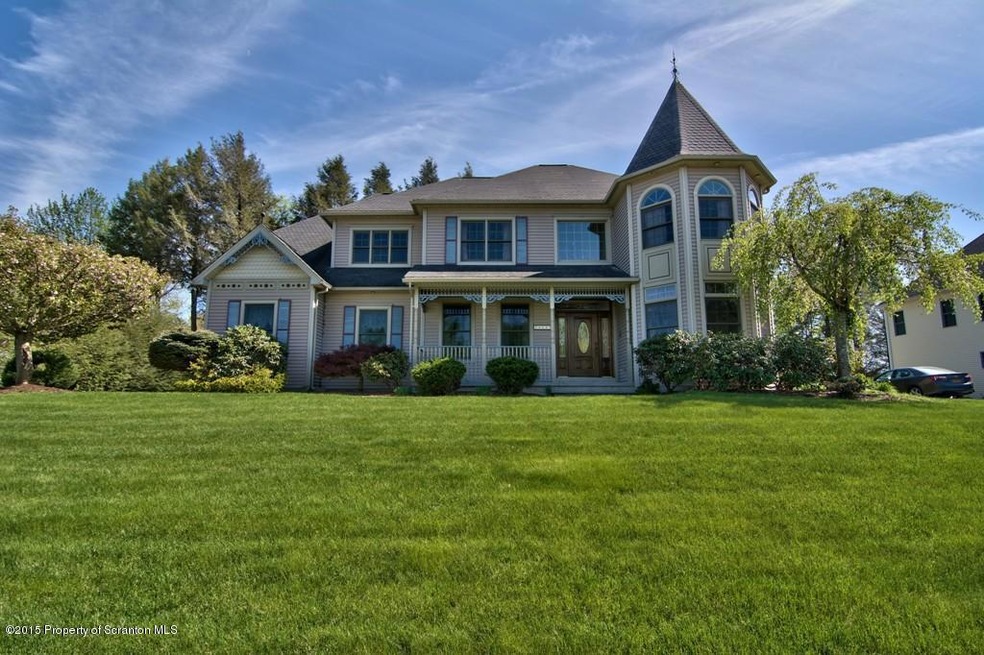 913 Old Logger Rd, Moscow, PA 18444 - photo 1