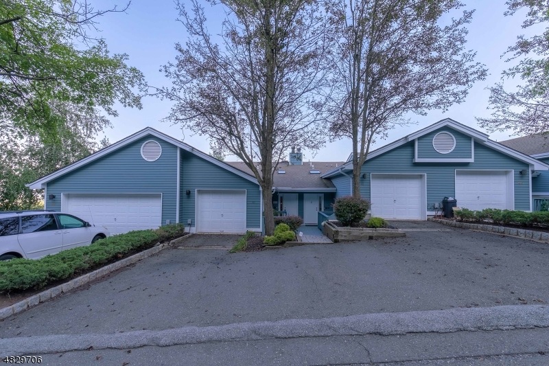 40 Skyview Terrace, Clifton, NJ 07013 - photo 1