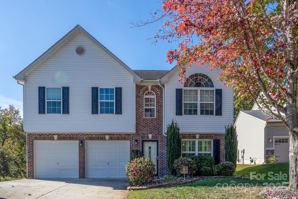 7644 W Berkeley Rd, Denver, NC 28037 - photo 1