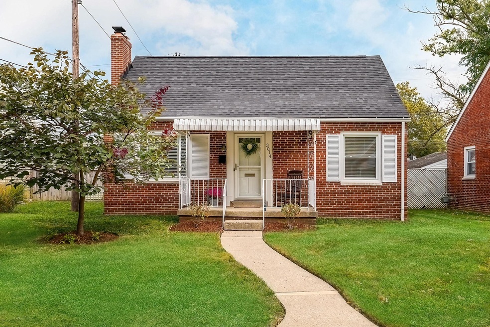 Welcome home to 3014 Woodbine Place!