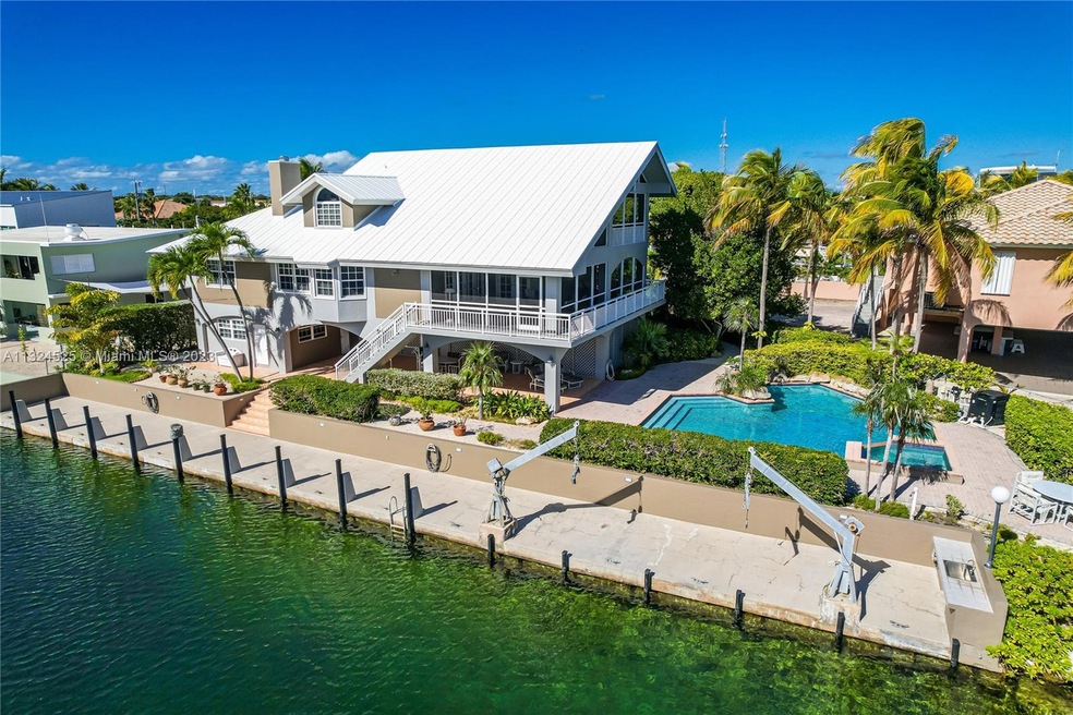 465 Bahia Avenue, Key Largo, Fl  120 feet of deep water dock