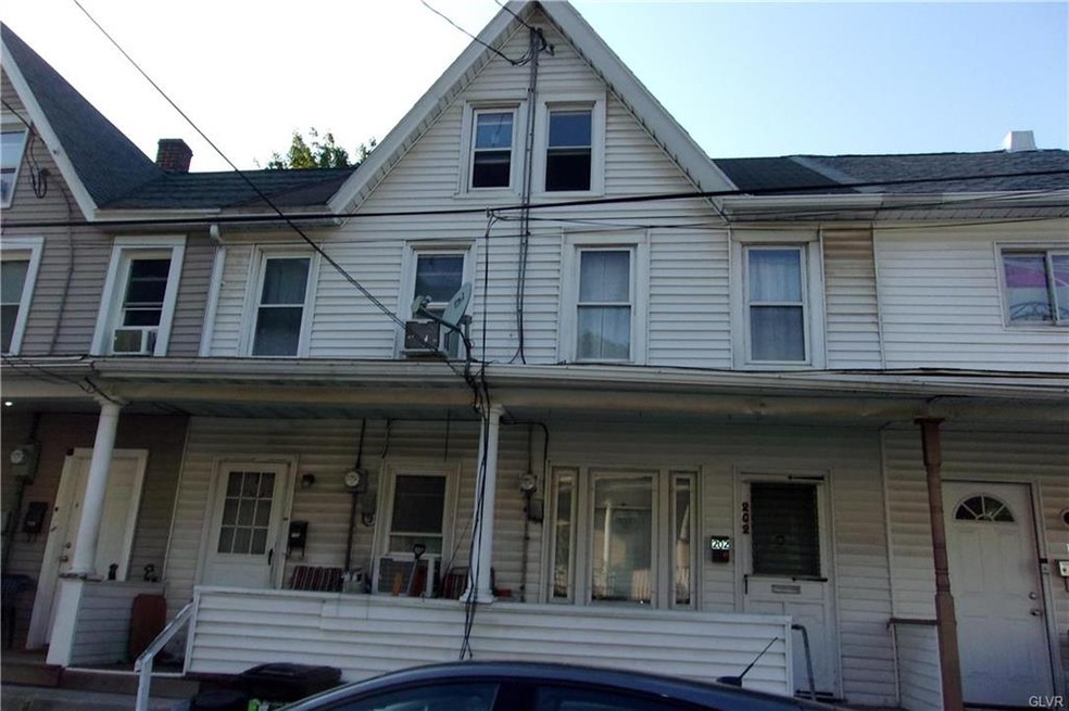 Front view of both 202 W. and 204 W. Ridge all interior pics are of 202 W. Ridge St.