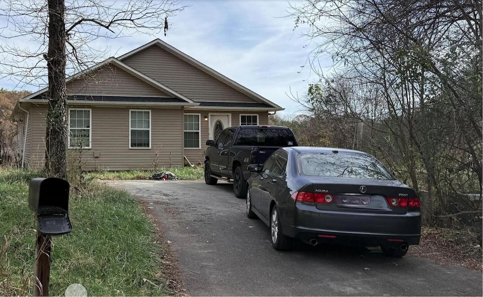 870 Catherine Crisp Way, Kodak, TN 37764 - photo 1