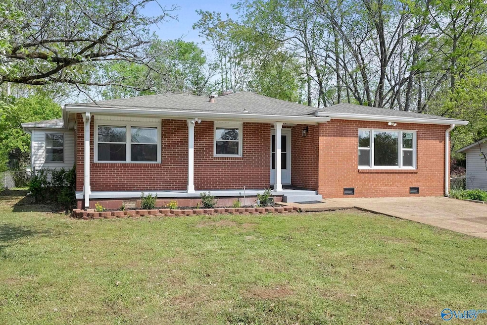 2707 Morgan St SW, Huntsville, AL 35805 - photo 1