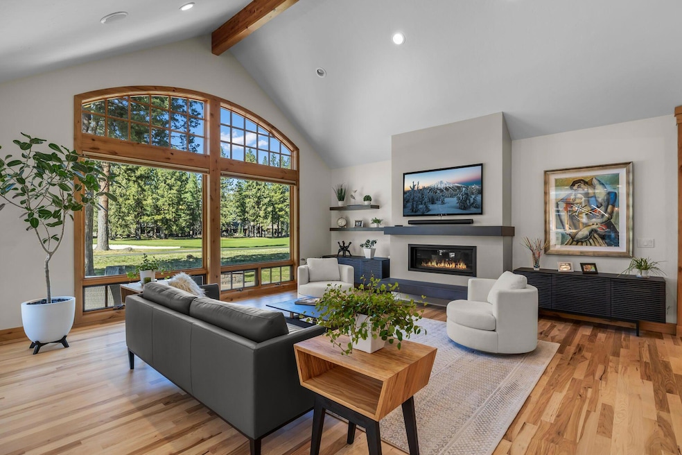 61460 Tam McArthur Loop, Bend Oregon