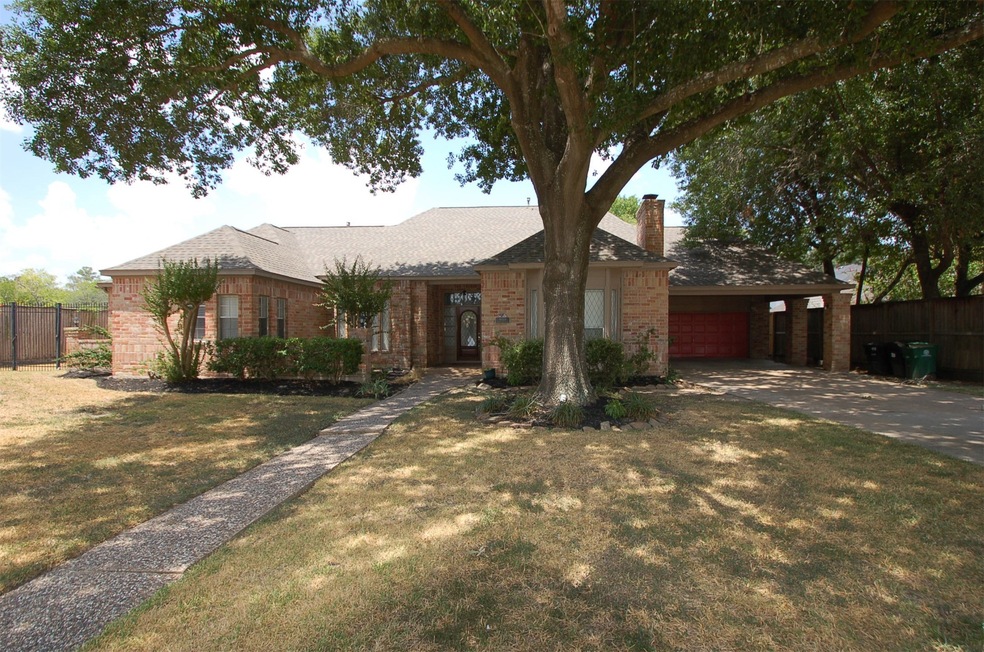 4010 Cypress Grove Ln, Houston, TX 77088 - photo 1