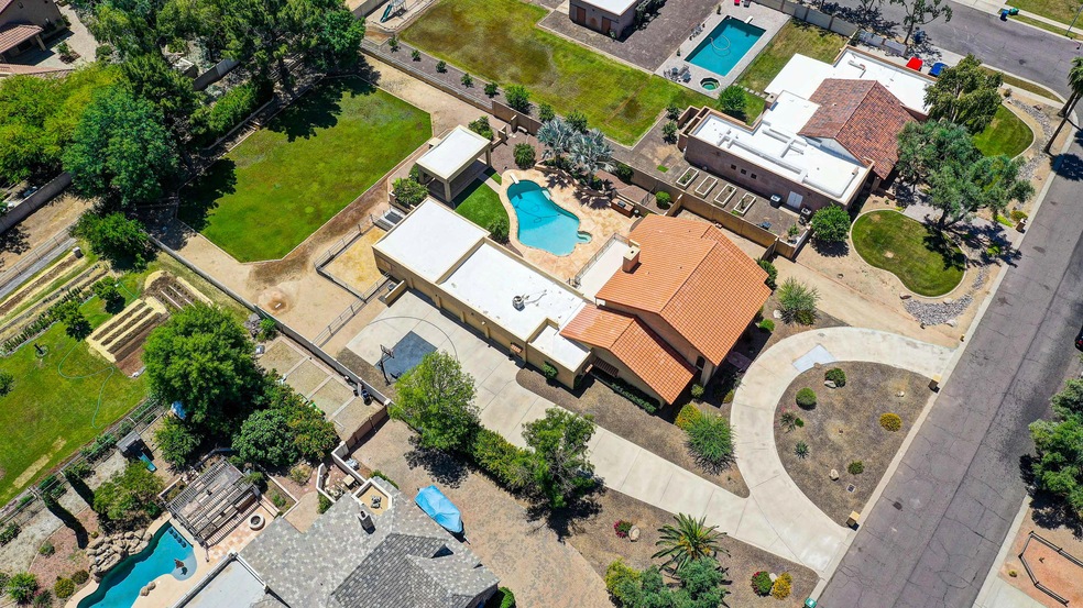 Over 3/4 Acre Horse Property