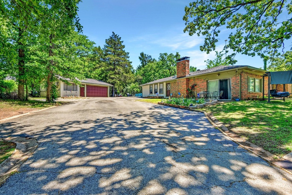 252 Woodlake Rd, Denison, TX 75021 - photo 1