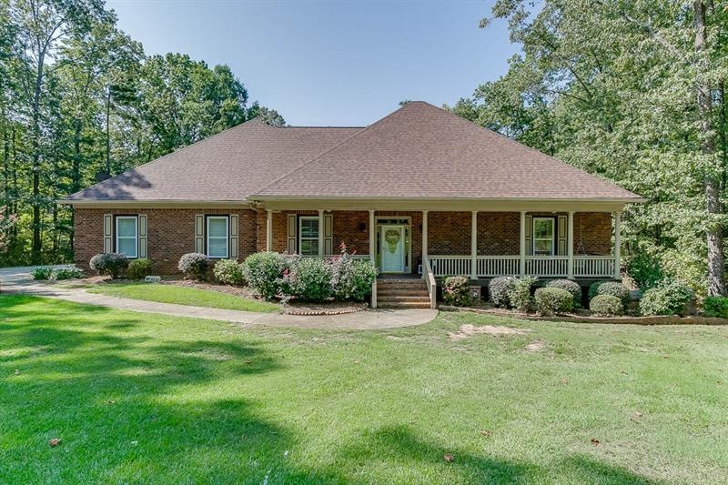 3978 Hamilton Mill Rd, Buford, GA 30519 - photo 1