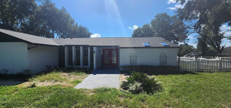 9505 Ingeborg Ct, Windermere, FL 34786 - photo 1