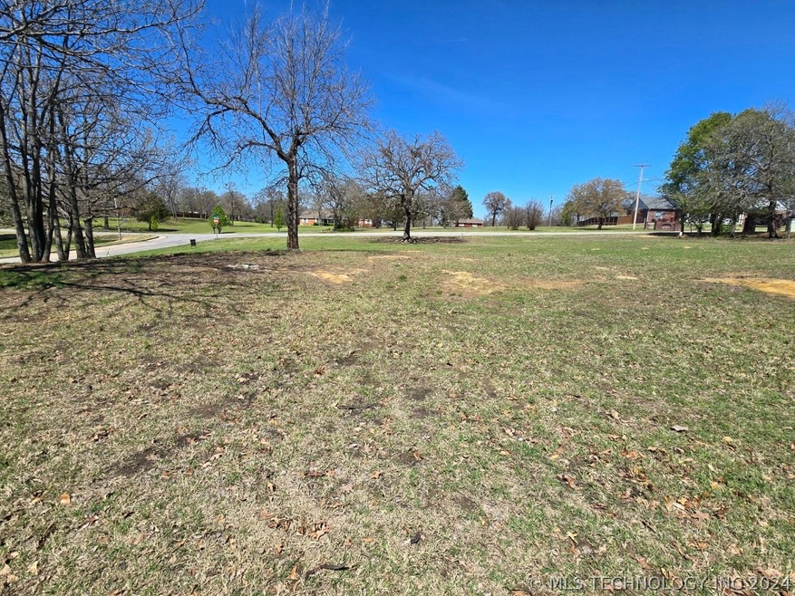 205 Pioneer Rd, Sapulpa, OK 74066 - photo 1