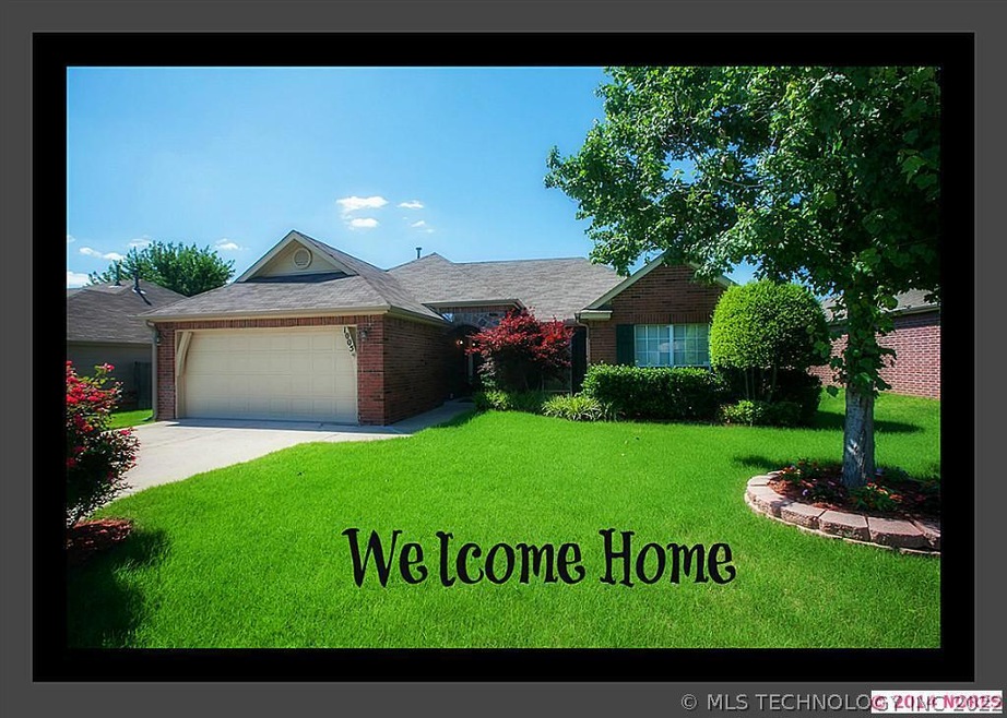 Gorgeous Home in Popular Vandever Trails Neighborh