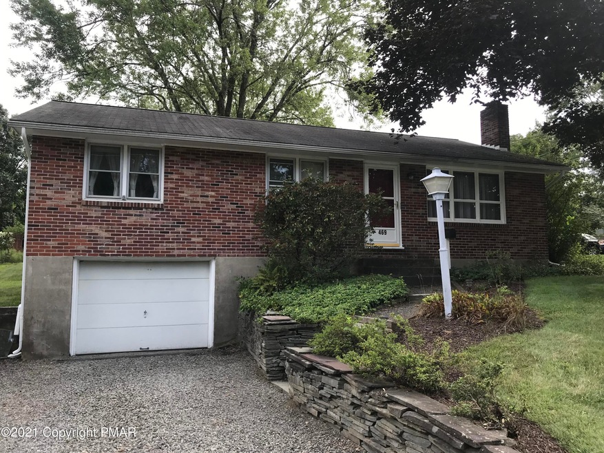 469 Youngwood Dr, East Stroudsburg, PA 18301 - photo 1