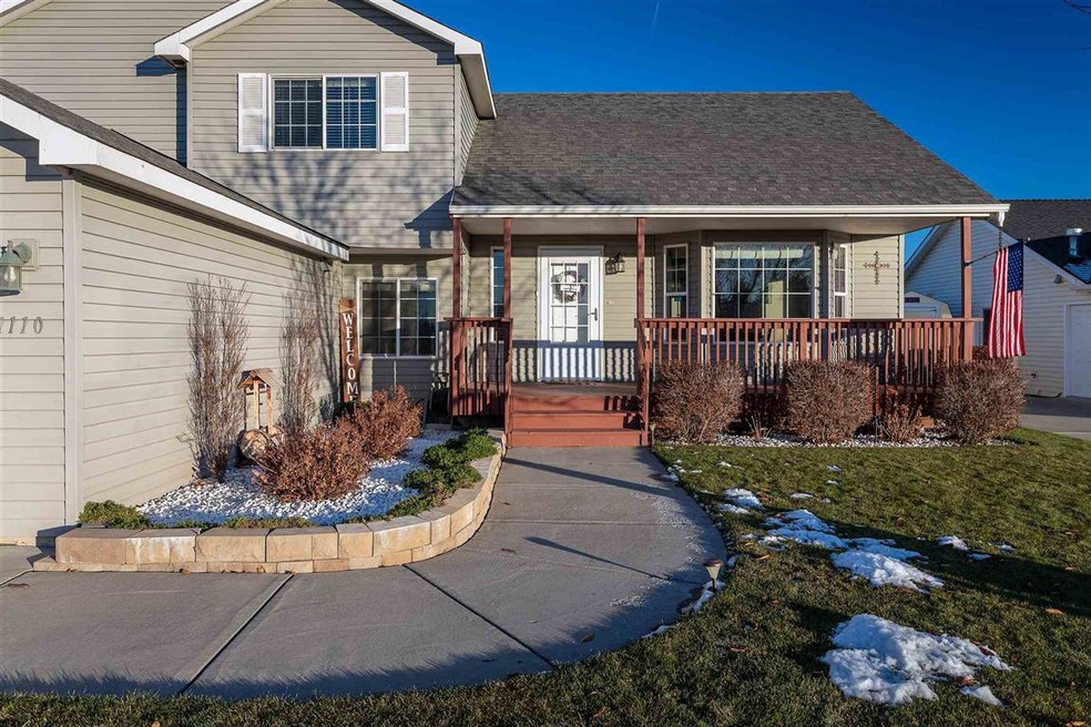 1110 N Tara Lee St, Medical Lake, WA 99022 - photo 1