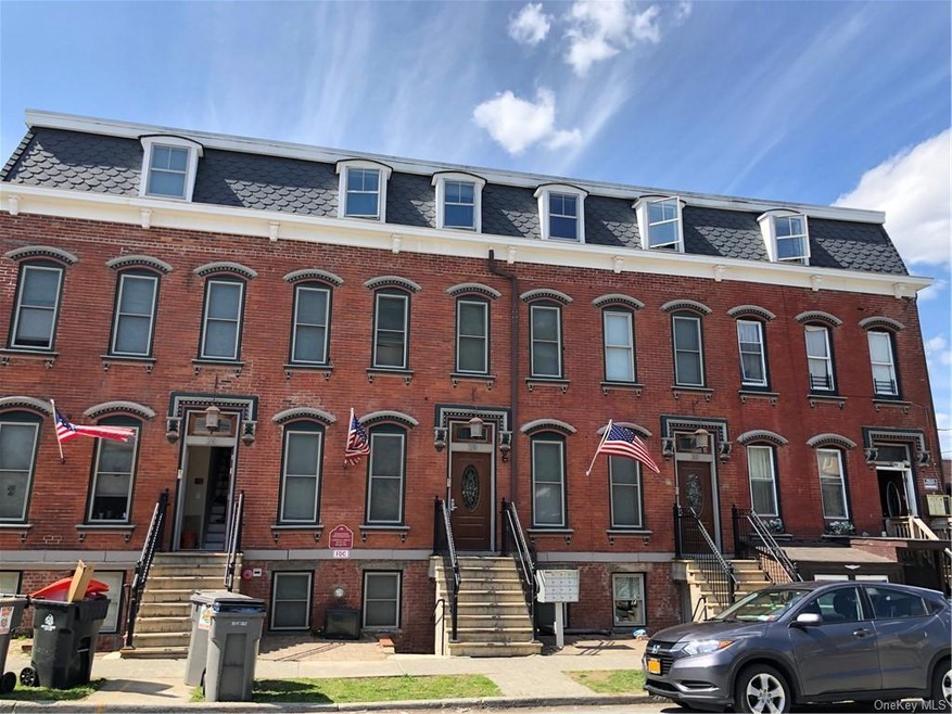 28 N Hamilton St unit 30-3, Poughkeepsie, NY 12601 - photo 1