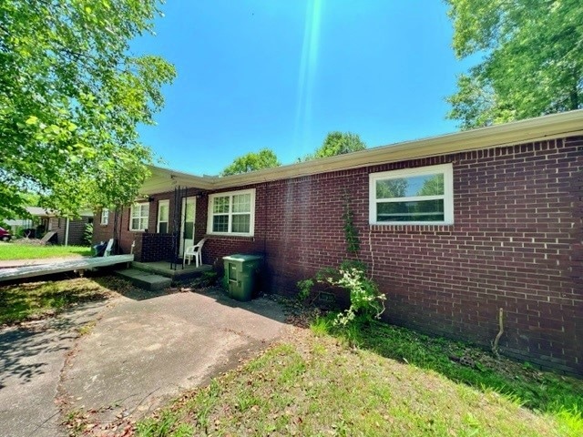 2011 Helen St, Fayetteville, AR 72701 - photo 1