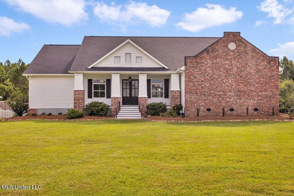 6408 Seawinds Blvd, Biloxi, MS 39532 - photo 1