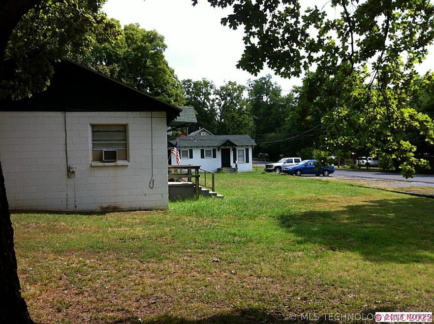 230.5 Wilson Ave, Tahlequah, OK 74464 - photo 1