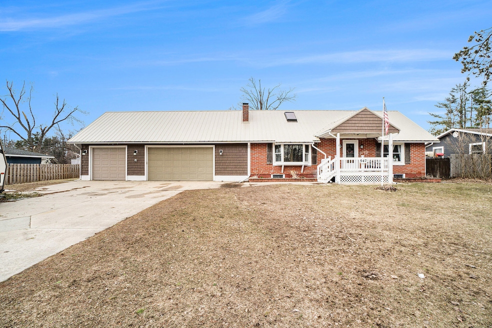 Sold $295,500