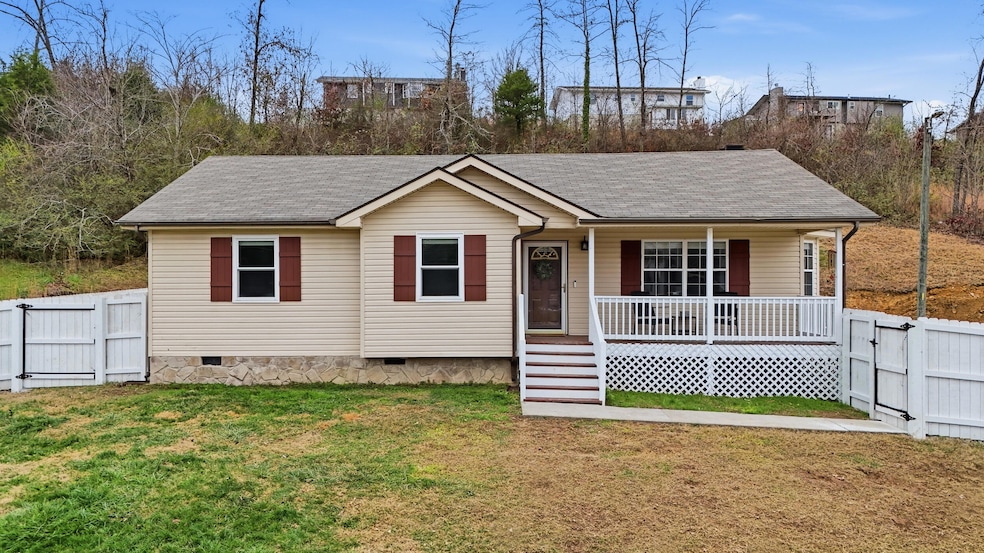 8218 Bill Reed Rd, Ooltewah, TN 37363 - photo 1