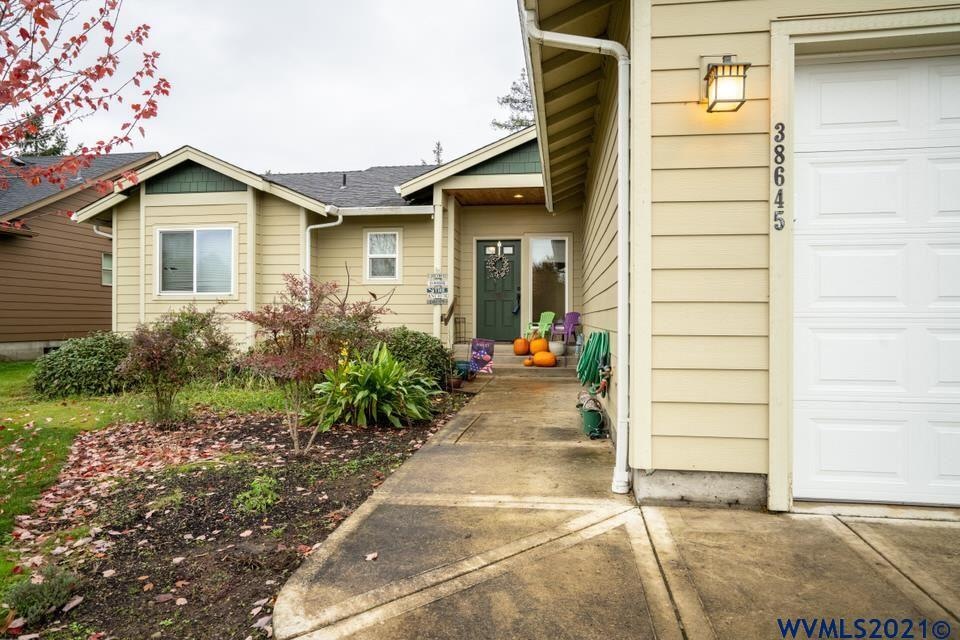 38645 SW Elderberry St, Scio, OR 97374 - photo 1