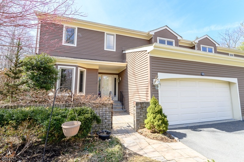 270 Apple Ridge Blvd, Mahwah, NJ 07430 - photo 1