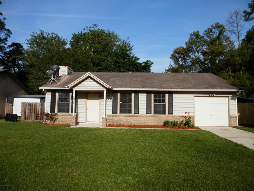 6072 Davon St, Jacksonville, FL 32244 - photo 1