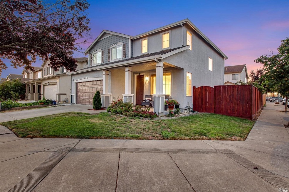 Gorgeous 1999 built 4 bedroom, 2.5 bath home with 