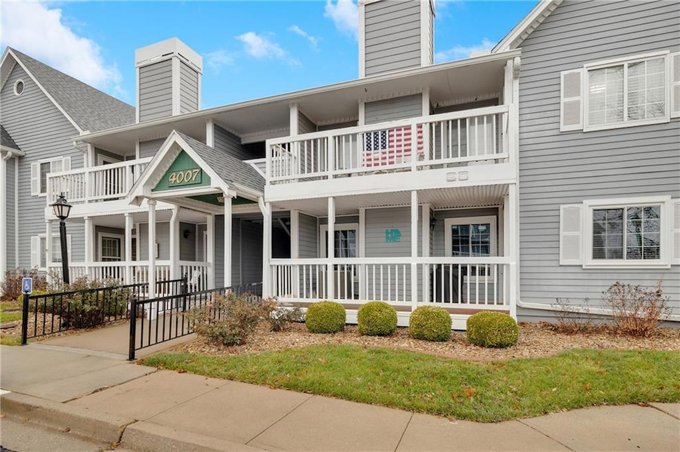 4007 S Crysler Ave unit 8, Independence, MO 64055 - photo 1