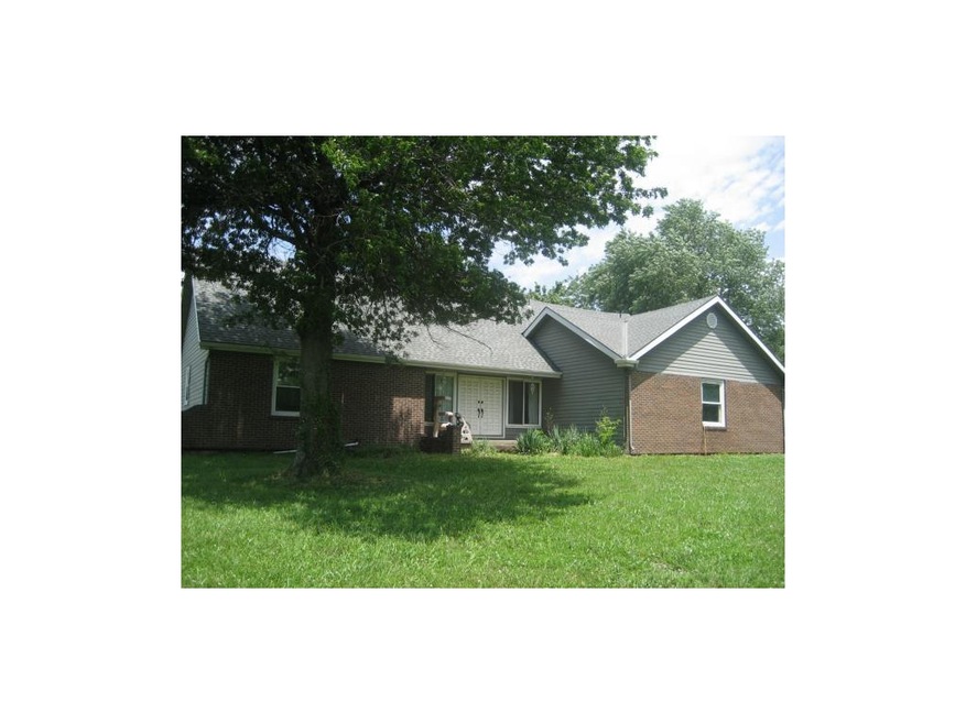 11906 E 203rd St, Raymore, MO 64083 - photo 1