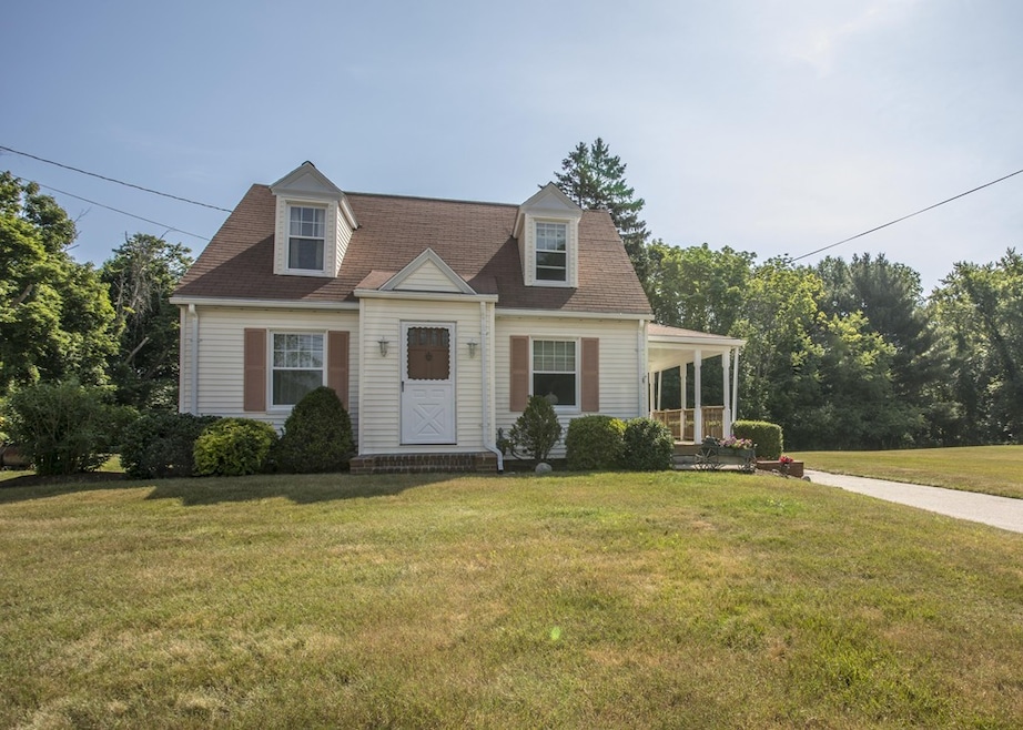 95 Plymouth St, Whitman, MA 02382 - photo 1