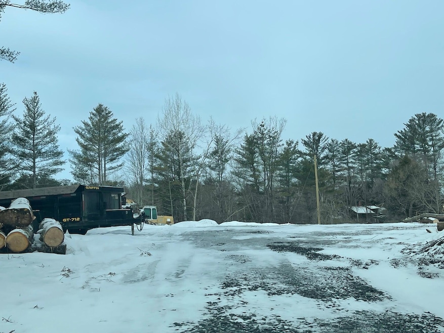 122 Pierce Dr, Augusta, ME 04330 - photo 1