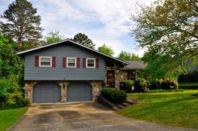 512 Randall Dr