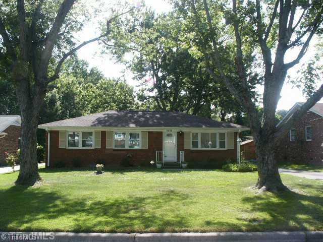 2306 Wachovia Dr, Greensboro, NC 27403 - photo 1