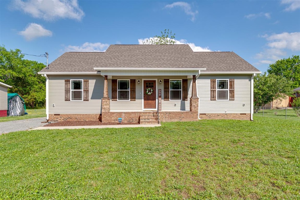 914 Horse Mountain Rd, Shelbyville, TN 37160 - photo 1