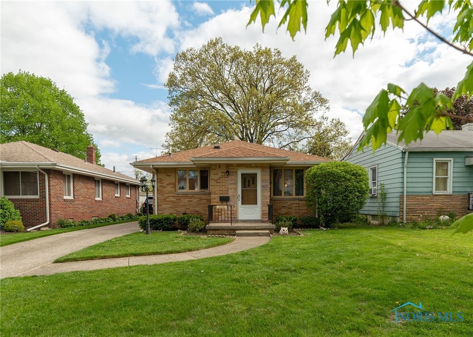 3026 119th St, Toledo, OH 43611 - photo 1