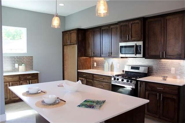 Bright and Airy Open kitchen