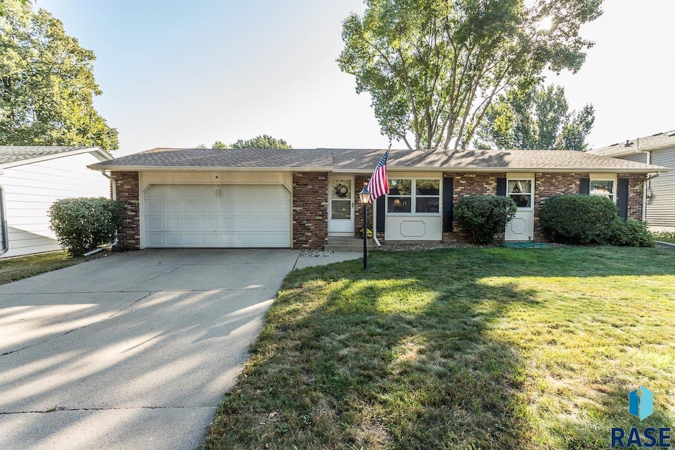 Sold $324,900 • Co-Listing Agent